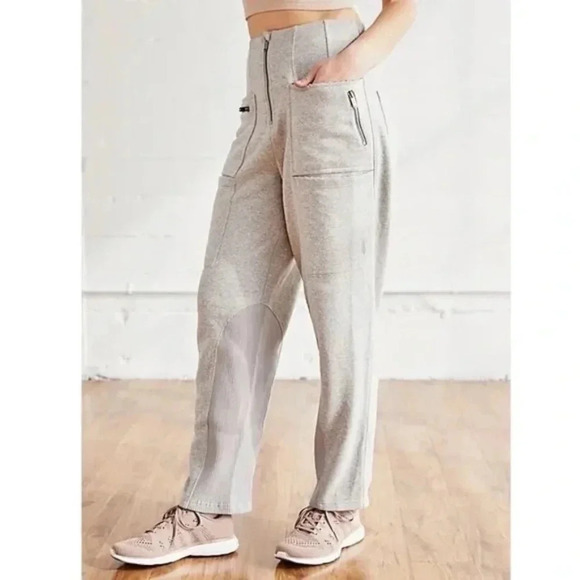 FREE PEOPLE MOVEMENT Gray Break Away Pants - Picture 1 of 8